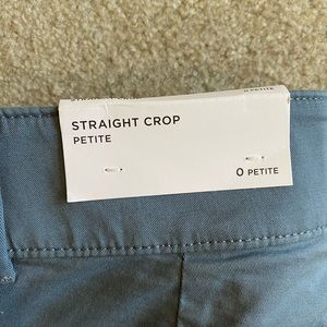 Loft 0P straight crop petite pants. Brand NWT !! Smoke free home!!